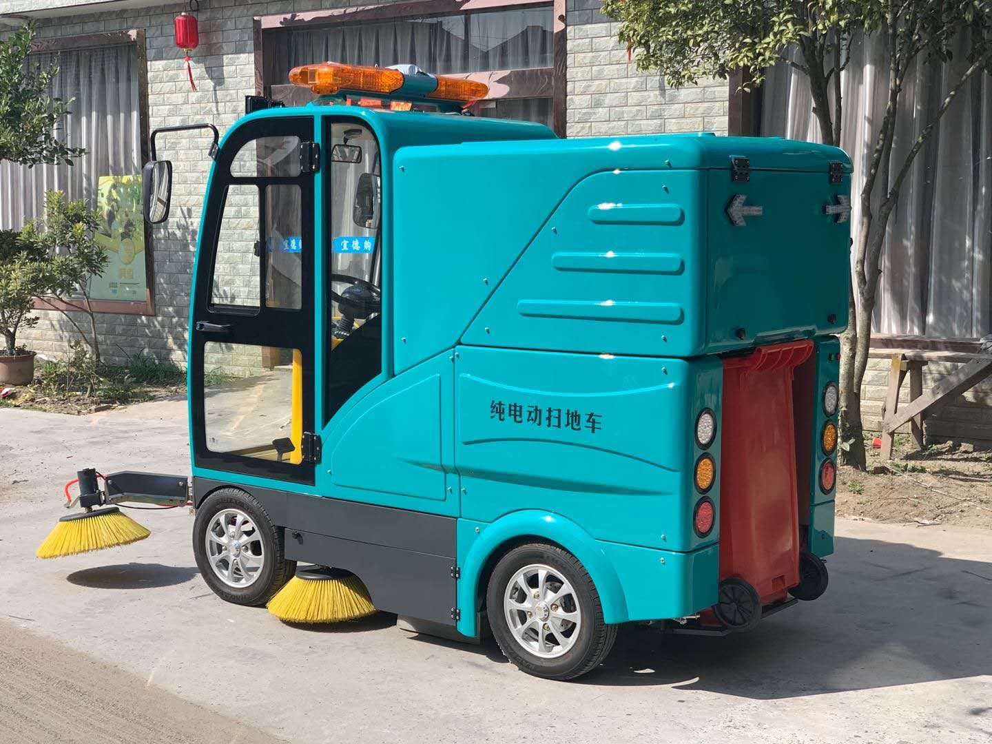 洁士AM2500TM电动四轮全封闭驾驶式扫地车/四轮全封闭驾驶式豆奶成人短视频/四轮全封闭驾驶式清扫车/四轮全封闭驾驶式清扫机/四轮全封闭驾驶式扫路机/四轮全封闭驾驶式扫路车